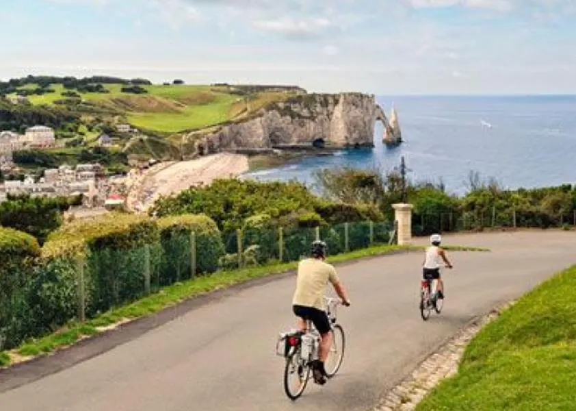 Aiguille Creuse campsite: Cycling routes