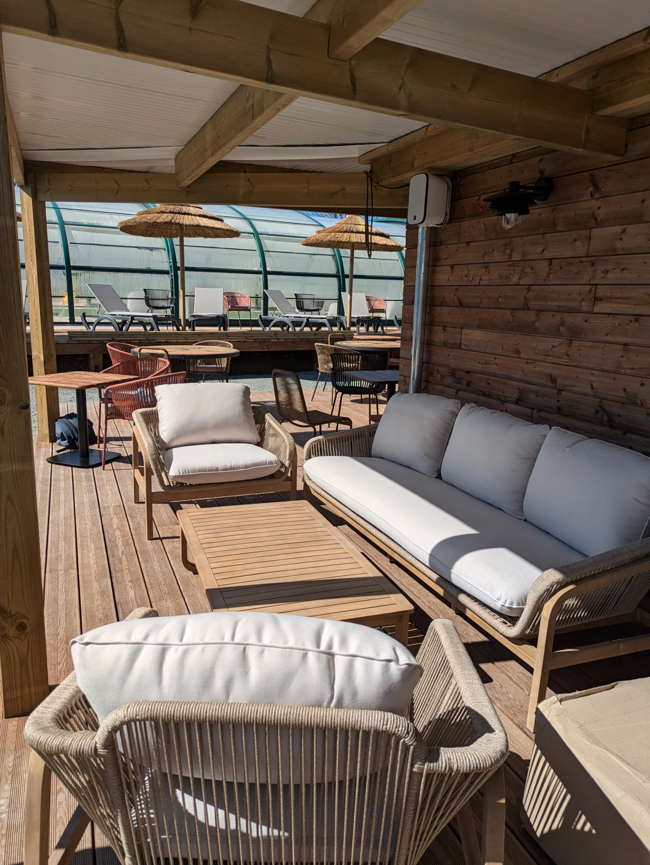 Camping L'aiguille Creuse : Salon Extérieur